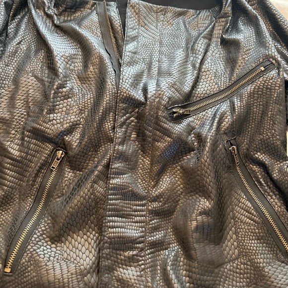 Lightweight leather look jacket - Picture 4 of 4